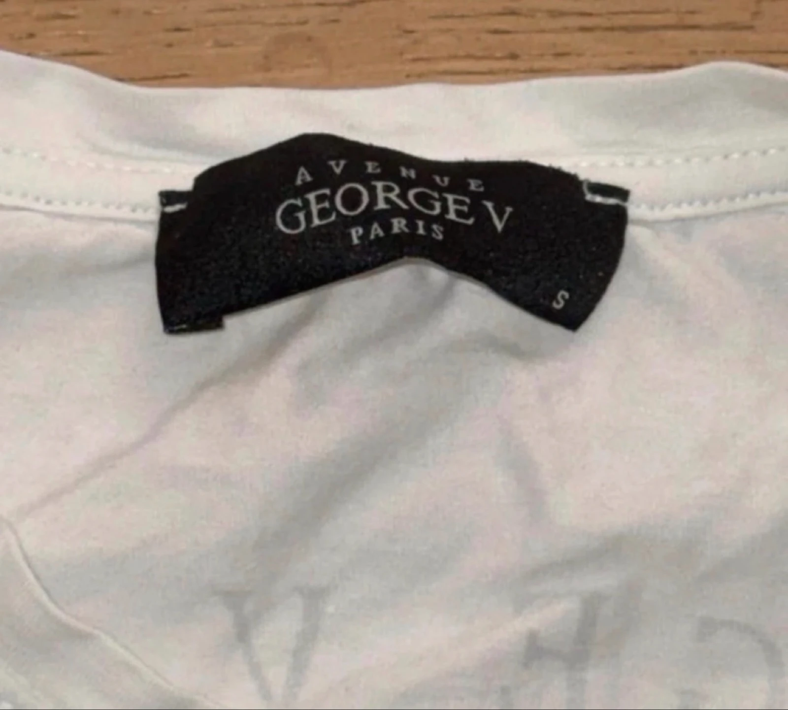 T-shirt Avenue George V strass P 🦁 – photo 5